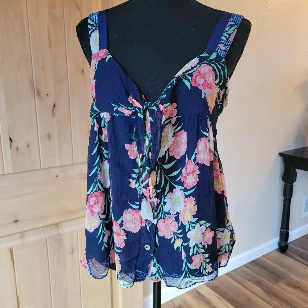 🔥 (5for$35) ELIE TAHARI Navy Blue Floral 100% Silk breathable tank top Blouse